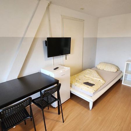 Moderne Studio: Business-Friendly Apartments in Oberhausen Oberhausen  Exterior photo