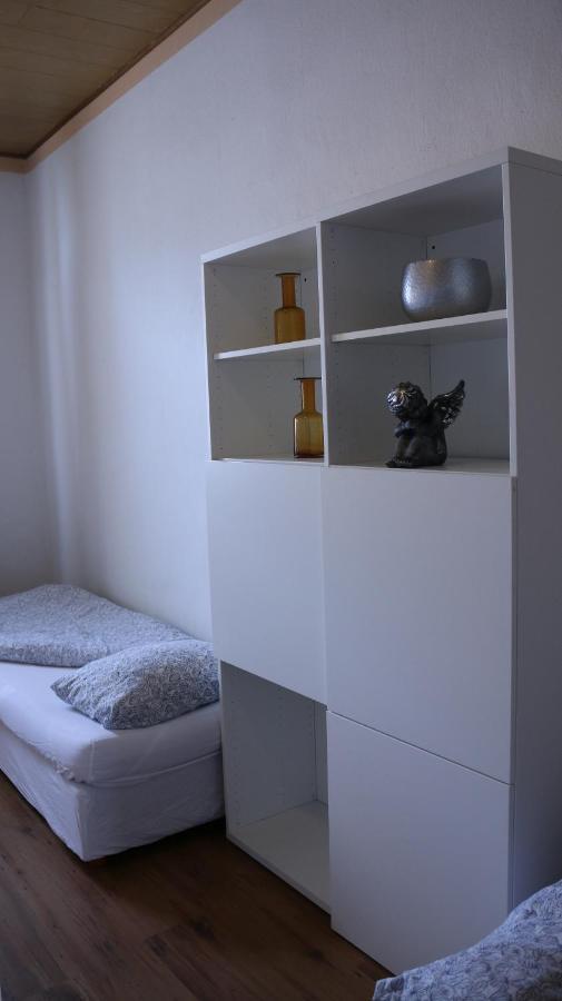 Moderne Studio: Business-Friendly Apartments in Oberhausen Oberhausen  Exterior photo