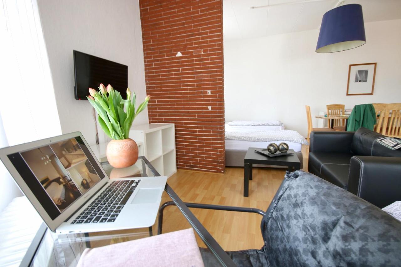 Moderne Studio: Business-Friendly Apartments in Oberhausen Oberhausen  Exterior photo